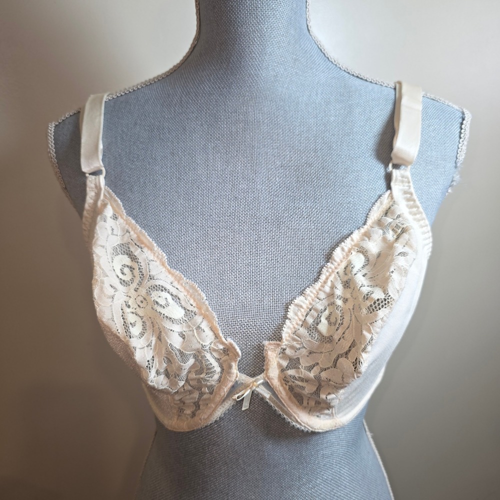 Bali Vintage 3408 Underwire Lace Trim Bra Cream Off White 36DD Full Coverage